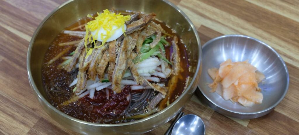 부산 먹거리, 하기연 진주냉면